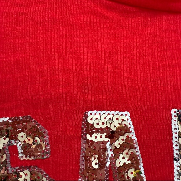 Victoria’s Secret PINK “SANTA I KNOW HIM” Sequin Christmas tee - Picture 5 of 8